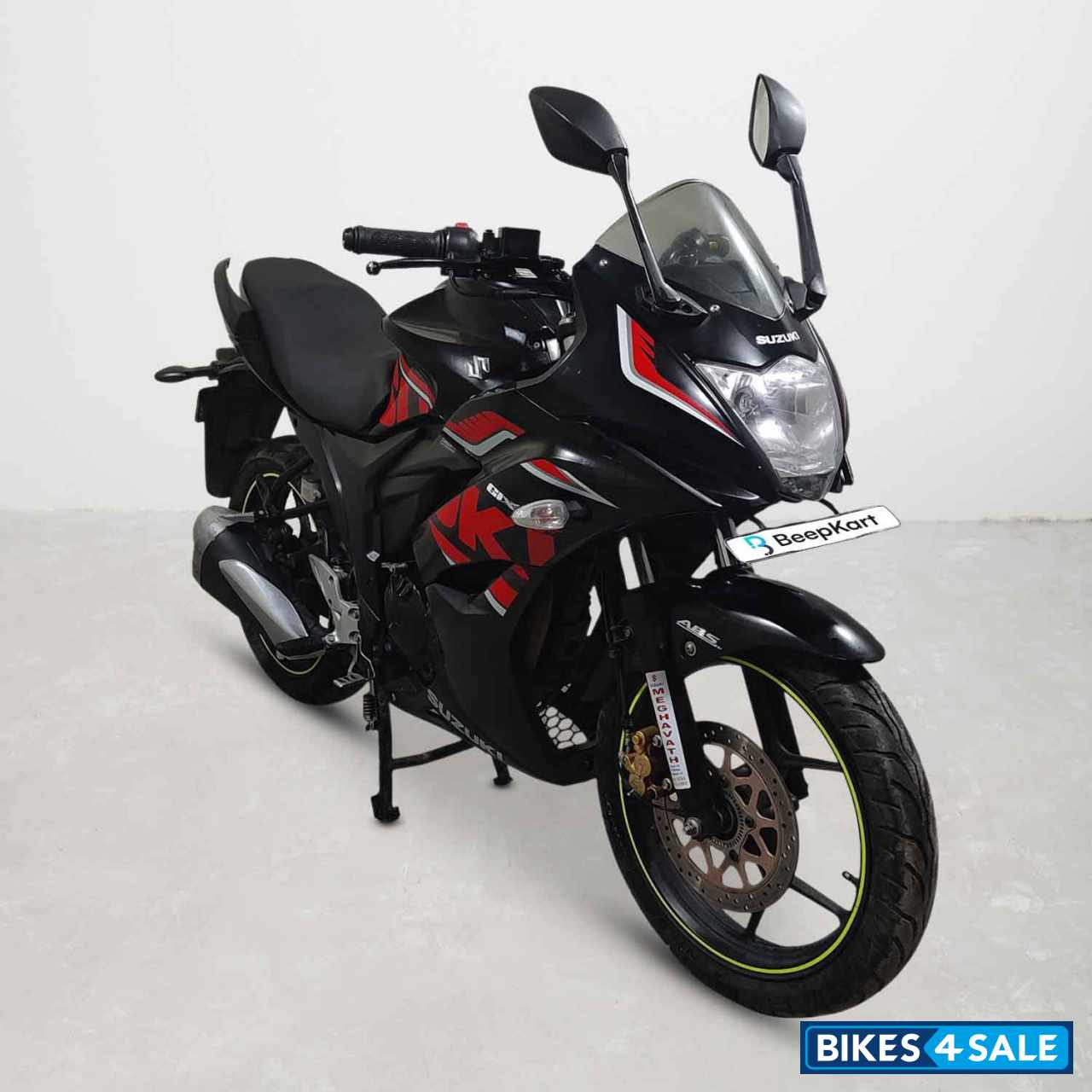 Suzuki Gixxer SF