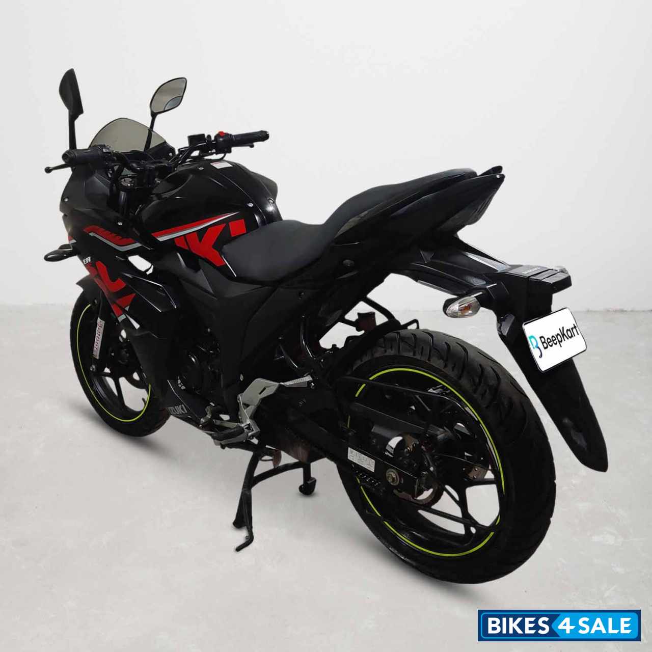 Suzuki Gixxer SF
