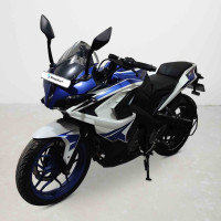 Bajaj Pulsar RS 200