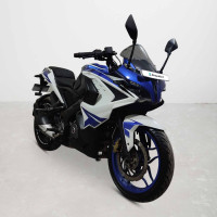 Bajaj Pulsar RS 200