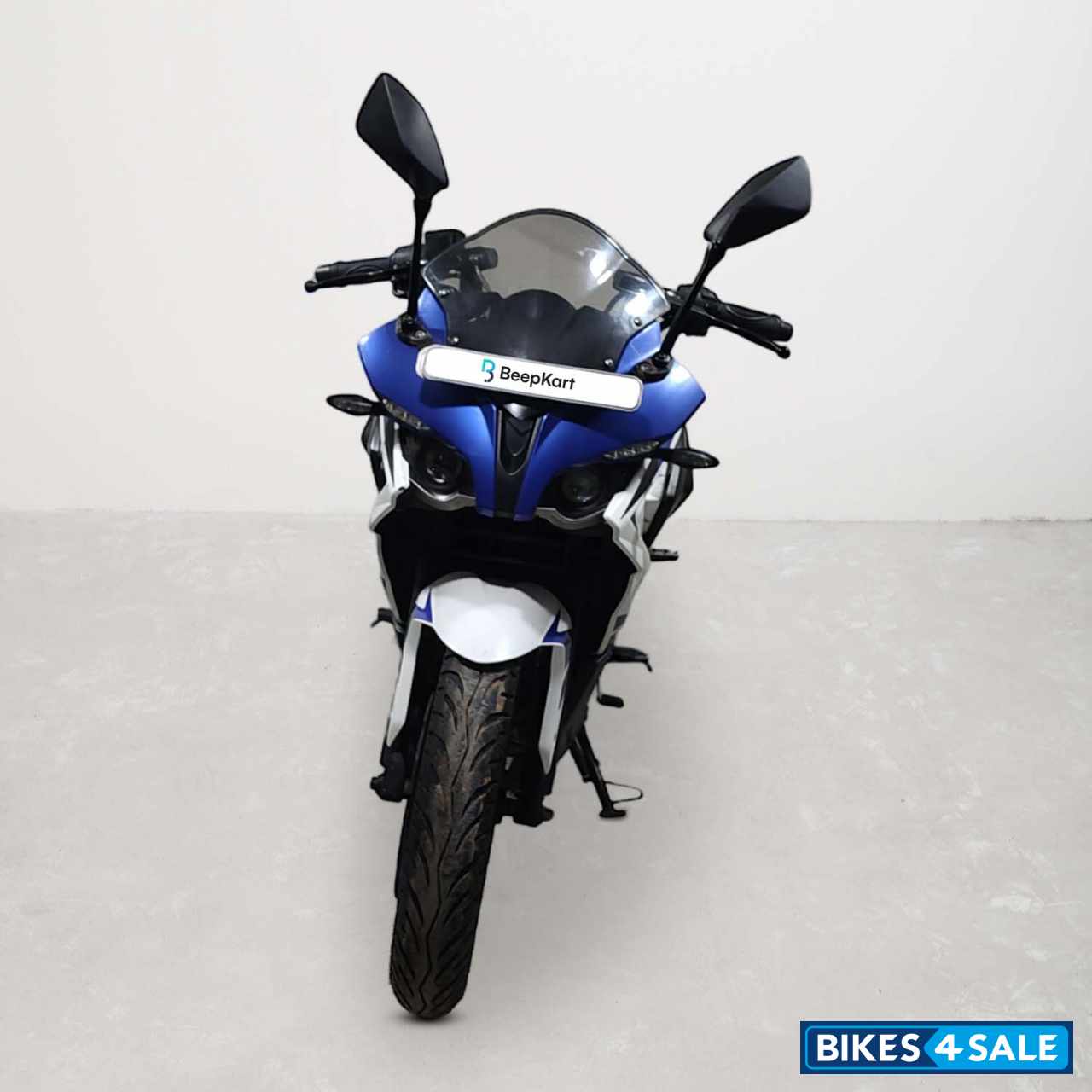 Bajaj Pulsar RS 200 Bajaj Pulsar RS 200