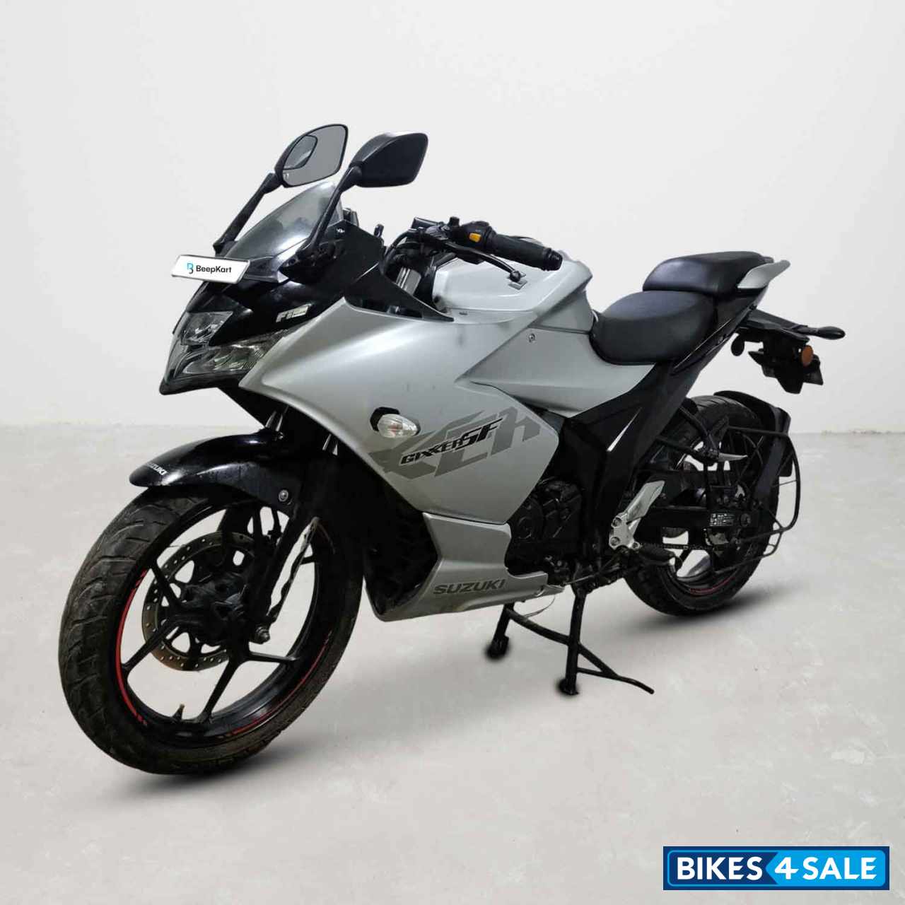 Suzuki Gixxer SF
