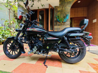 Bajaj Avenger Street 220