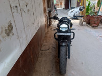 Black & Yellow Honda CB350RS