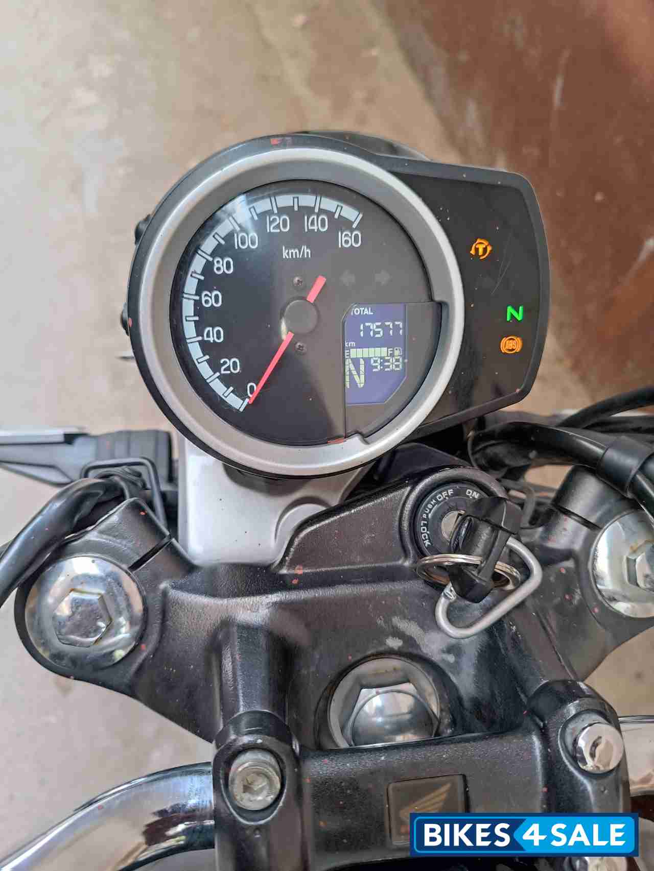 Black & Yellow Honda CB350RS