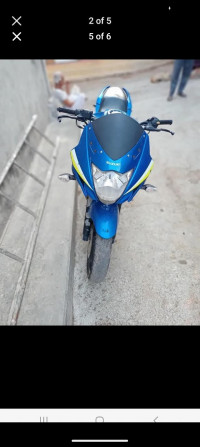Blue Suzuki Gixxer SF