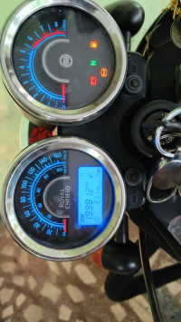 White Royal Enfield Thunderbird X 350