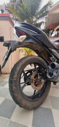 Suzuki Gixxer SF