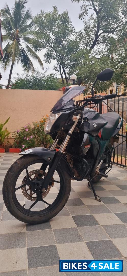 Suzuki Gixxer SF