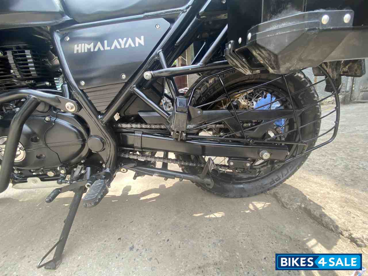 Granite Black Royal Enfield Himalayan BS VI
