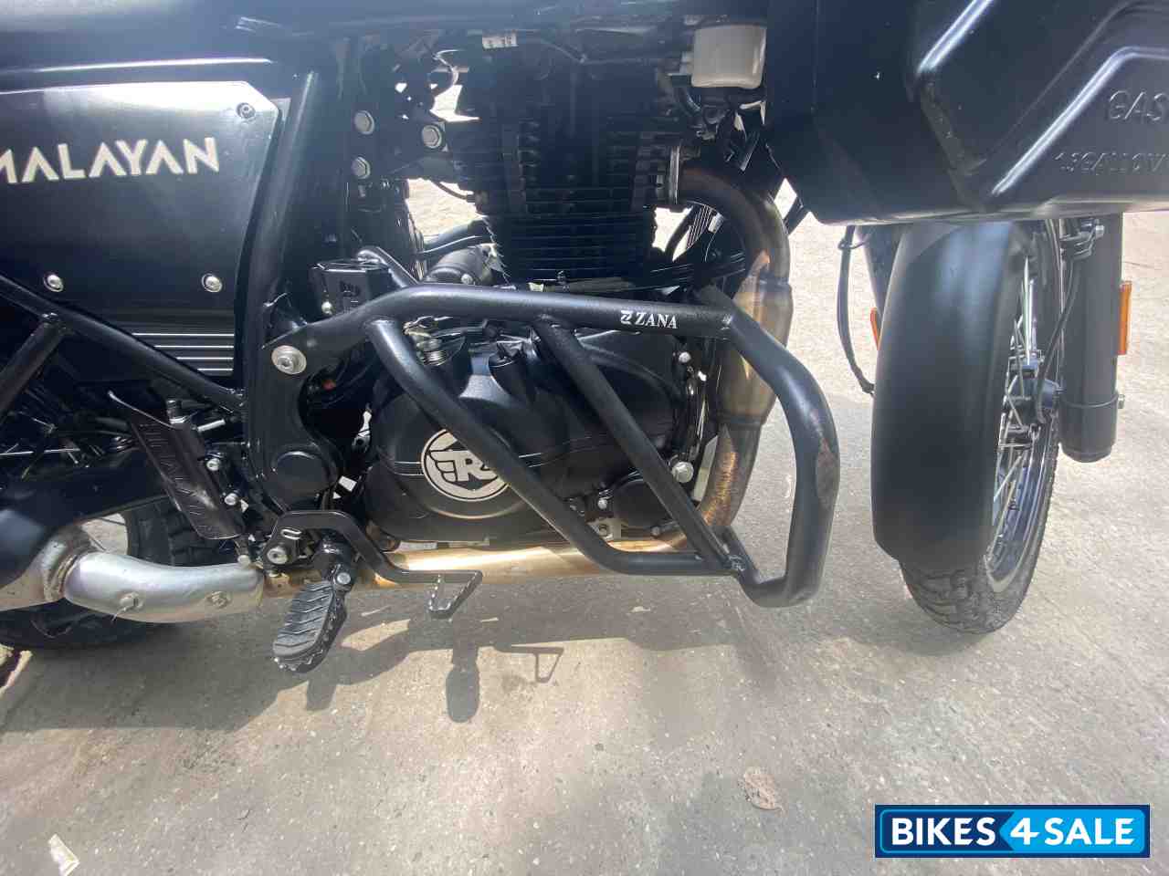 Granite Black Royal Enfield Himalayan BS VI