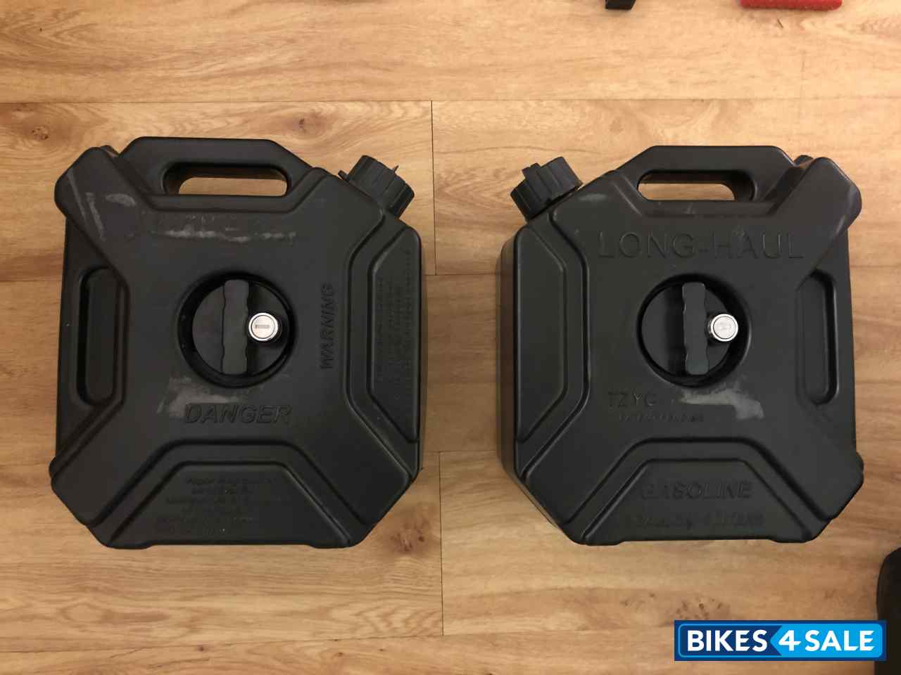 Granite Black Royal Enfield Himalayan BS VI