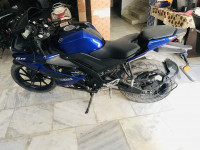Yamaha YZF R15 V3