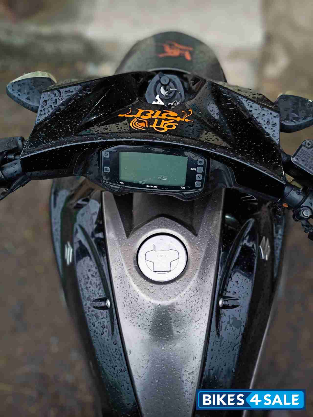 Black Suzuki Intruder 150 BS6