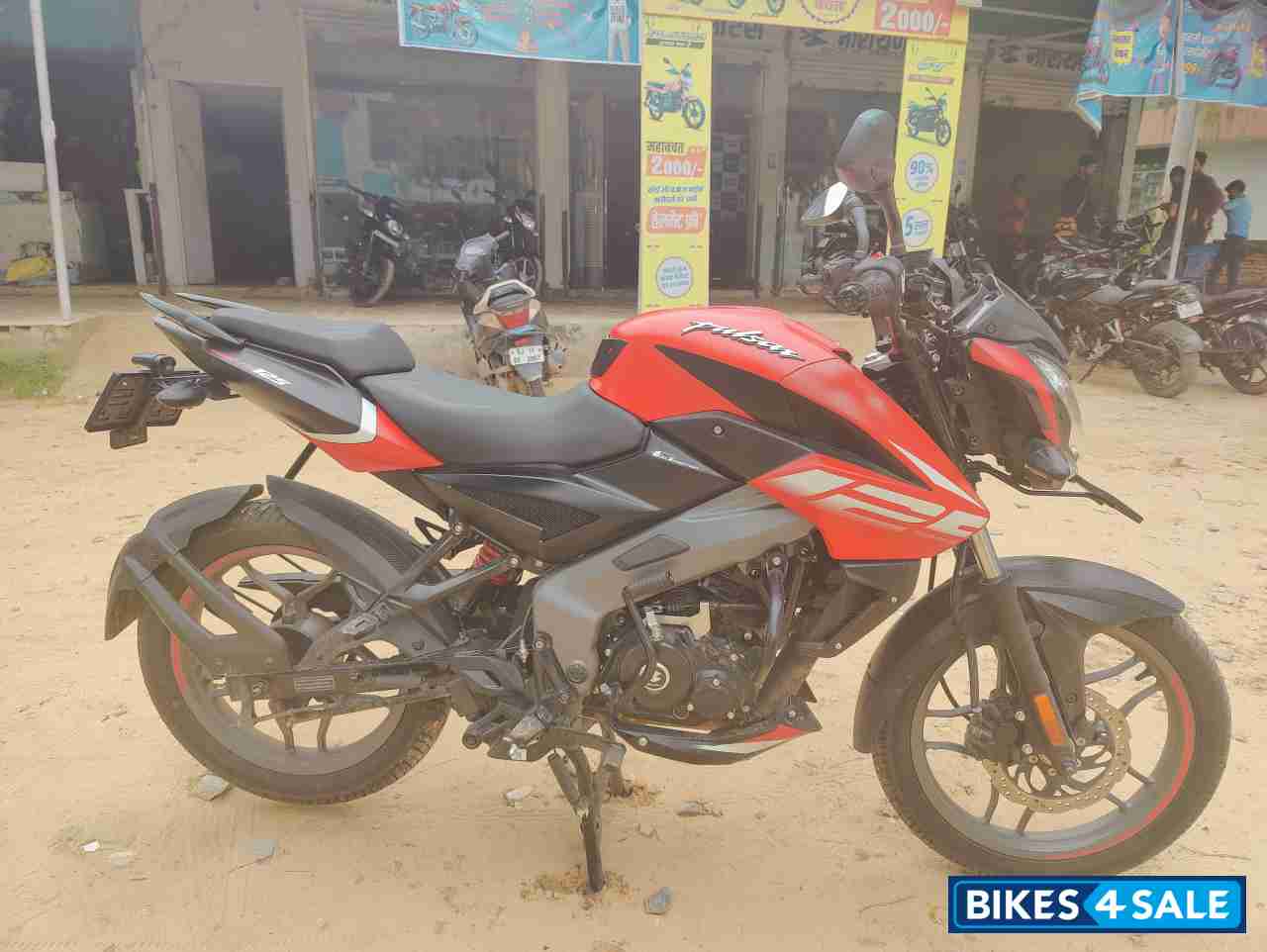 Red Bajaj Pulsar NS125 BS6