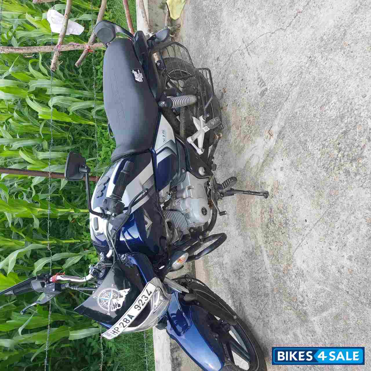 Blue Bajaj V15 Blue Bajaj V15