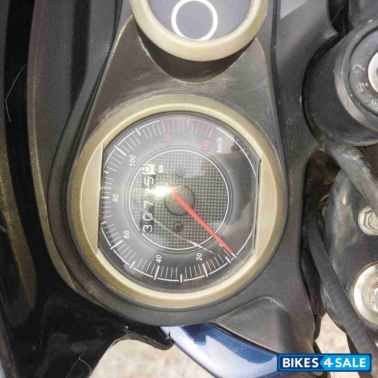 Blue Bajaj V15 Blue Bajaj V15