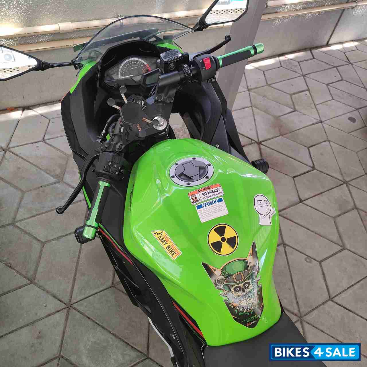 Kawasaki Ninja 300 BS6