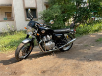Black Royal Enfield Interceptor 650 Twin