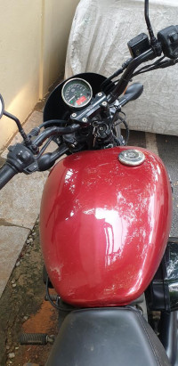 Red Harley Davidson Street 750