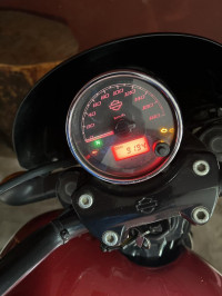 Red Harley Davidson Street 750