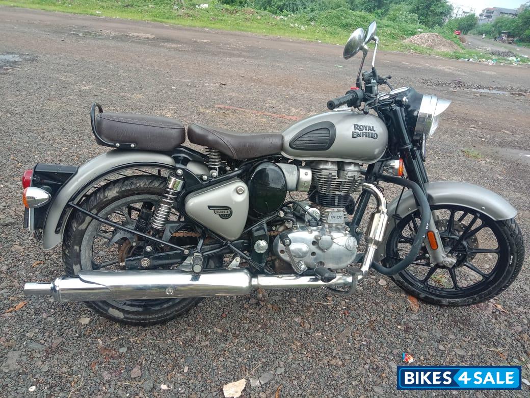 Royal Enfield Classic 350