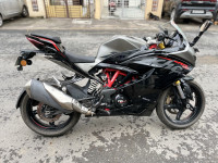 Black TVS Apache RR 310 2020