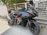 Black TVS Apache RR 310 2020