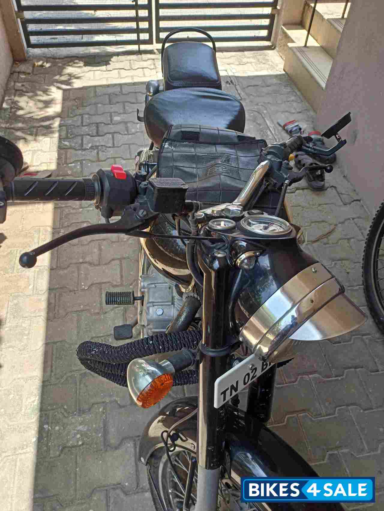 Classic Black Royal Enfield Classic 350 Classic Black Royal Enfield Classic 350