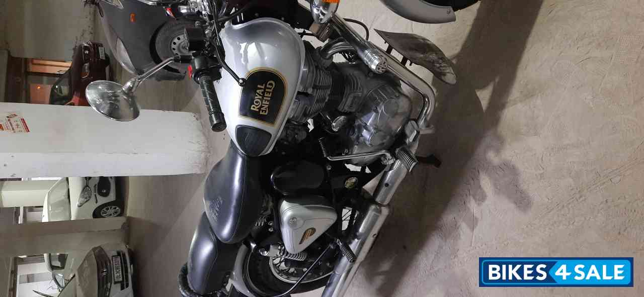 Royal Enfield Classic 350 BS VI Royal Enfield Classic 350 BS VI