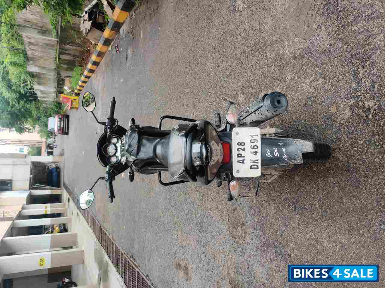 Black Honda CB Unicorn