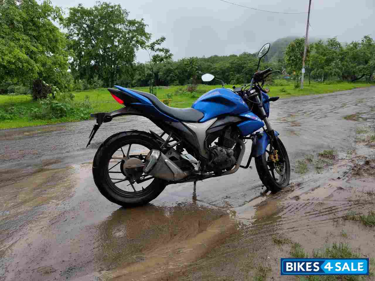 Suzuki Gixxer