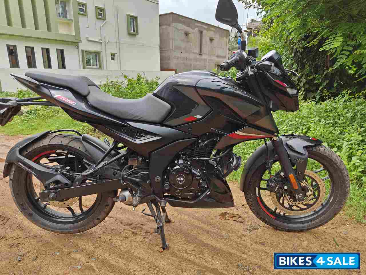 Bajaj Pulsar N160