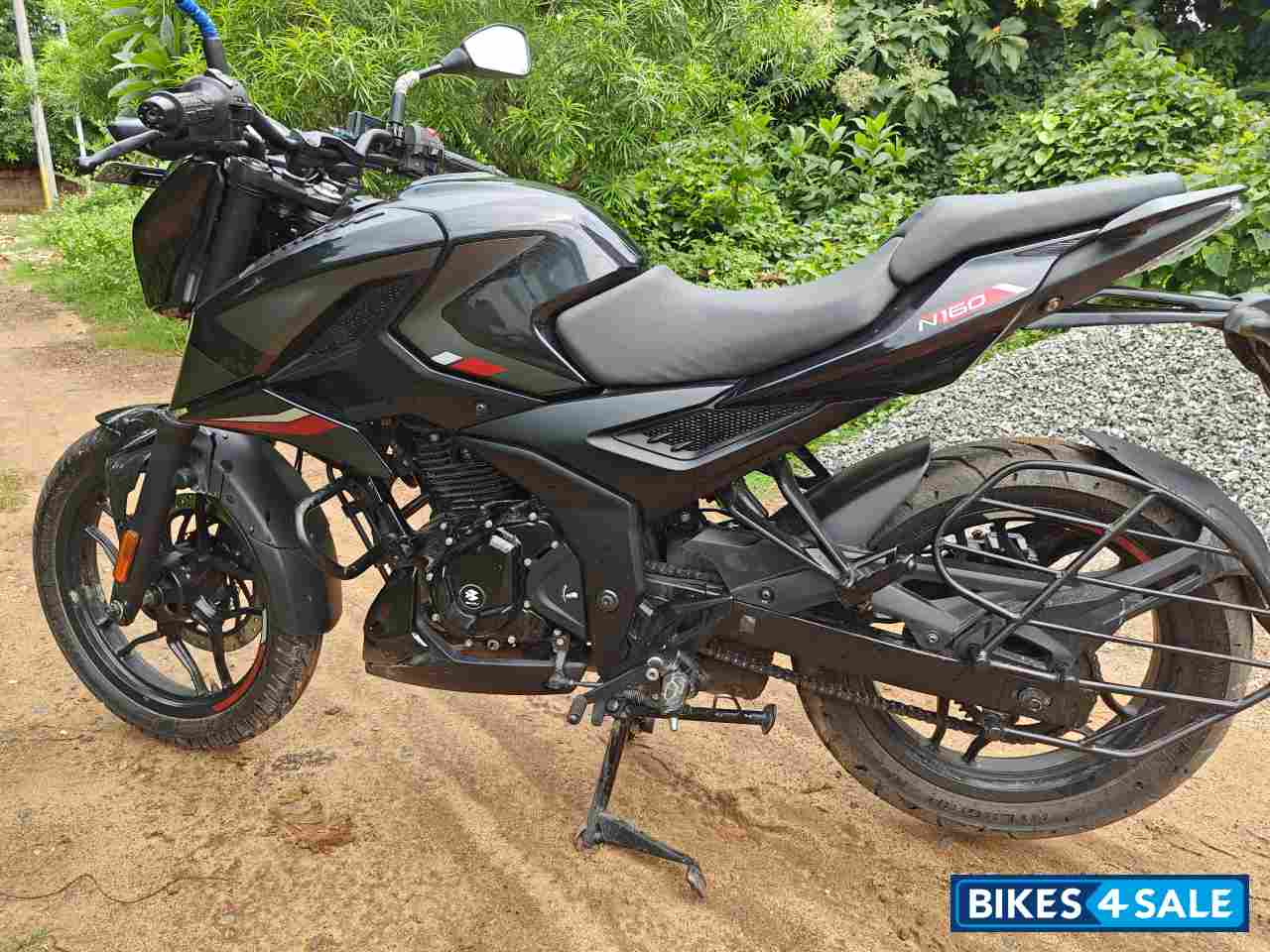 Bajaj Pulsar N160