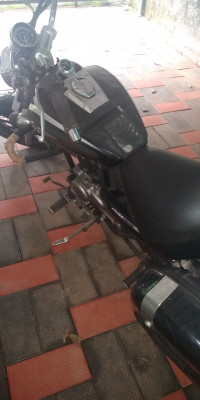 Bajaj Avenger 220 DTS-i