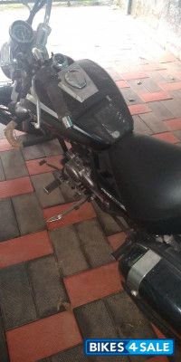 Bajaj Avenger 220 DTS-i