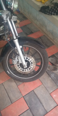 Bajaj Avenger 220 DTS-i