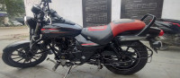 Bajaj Avenger Street 220