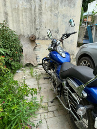 Plasma Blue Bajaj Avenger 220 DTS-i