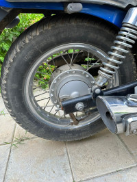 Plasma Blue Bajaj Avenger 220 DTS-i