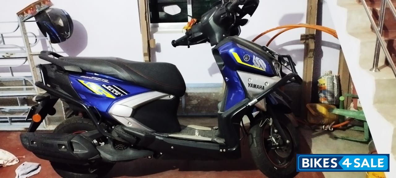 Blue Yamaha Cygnus RayZR Street Rally 125 Fi BS6