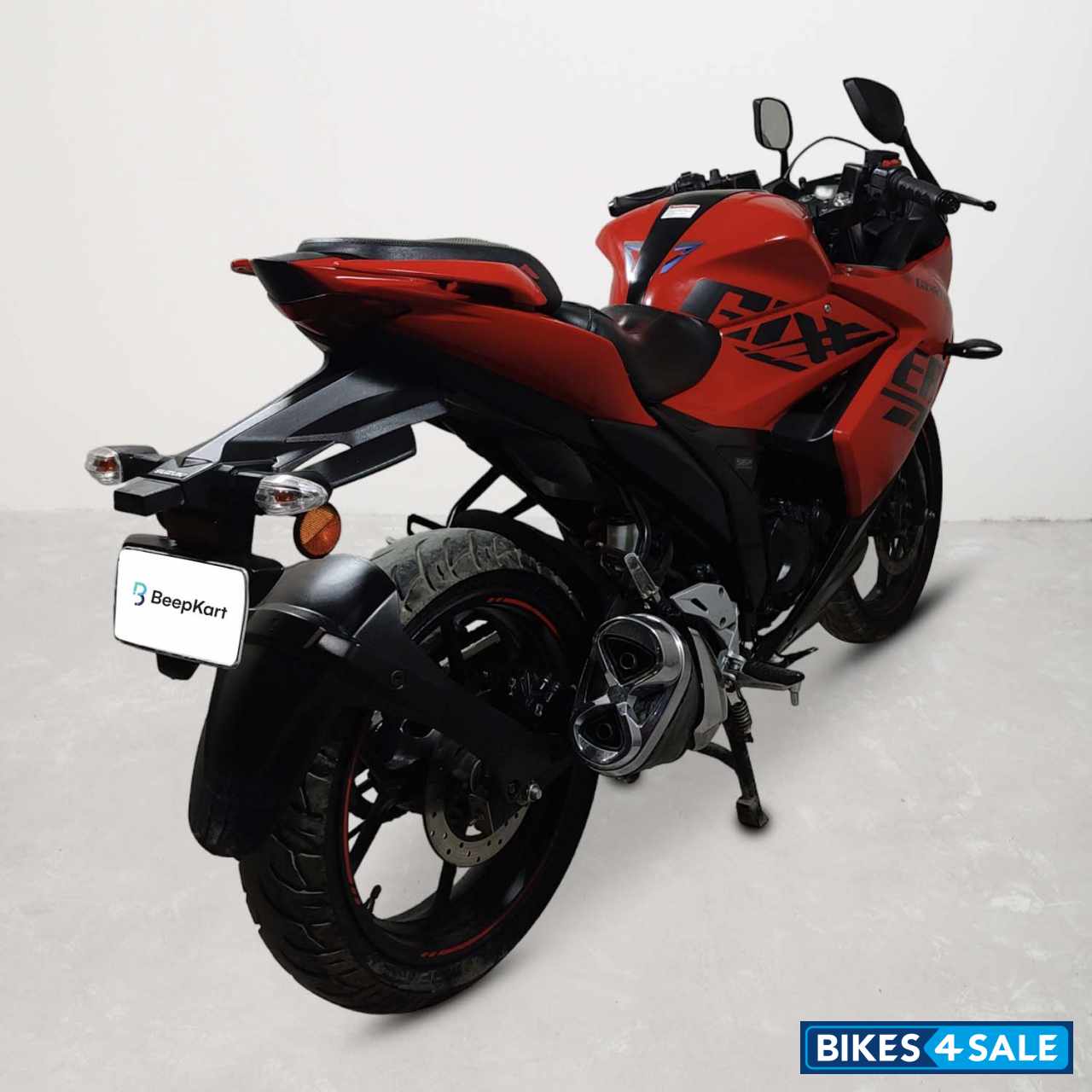Suzuki Gixxer SF