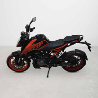 KTM Duke 200