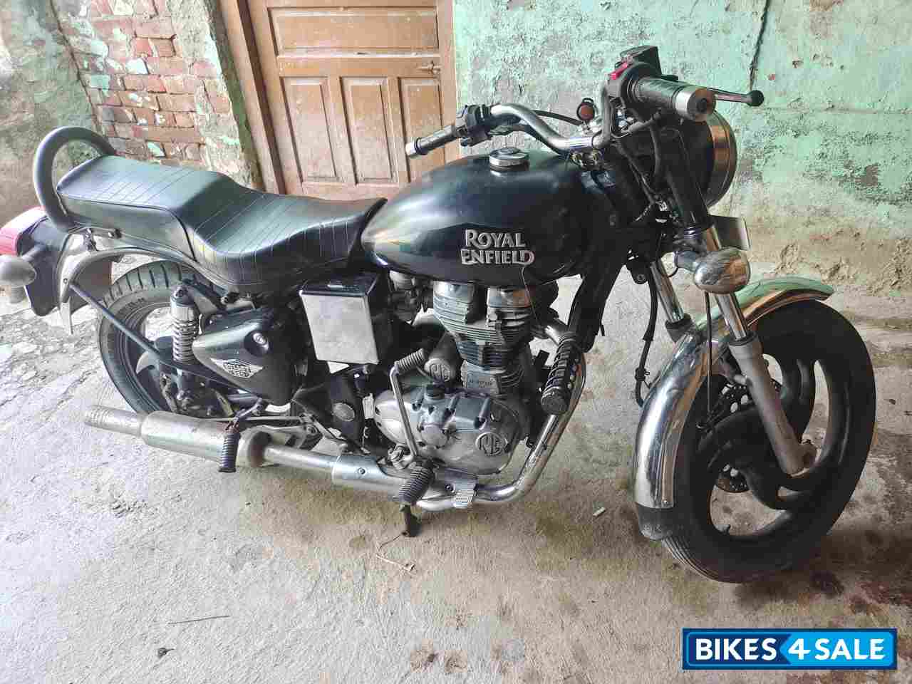 Royal Enfield Bullet 350