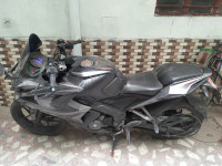 Bajaj Pulsar RS 200 ABS
