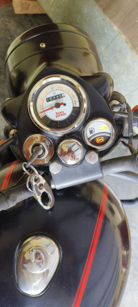 Royal Enfield Classic Stealth Black 2021 Model