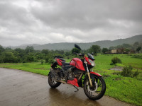 TVS Apache RTR 200 4V