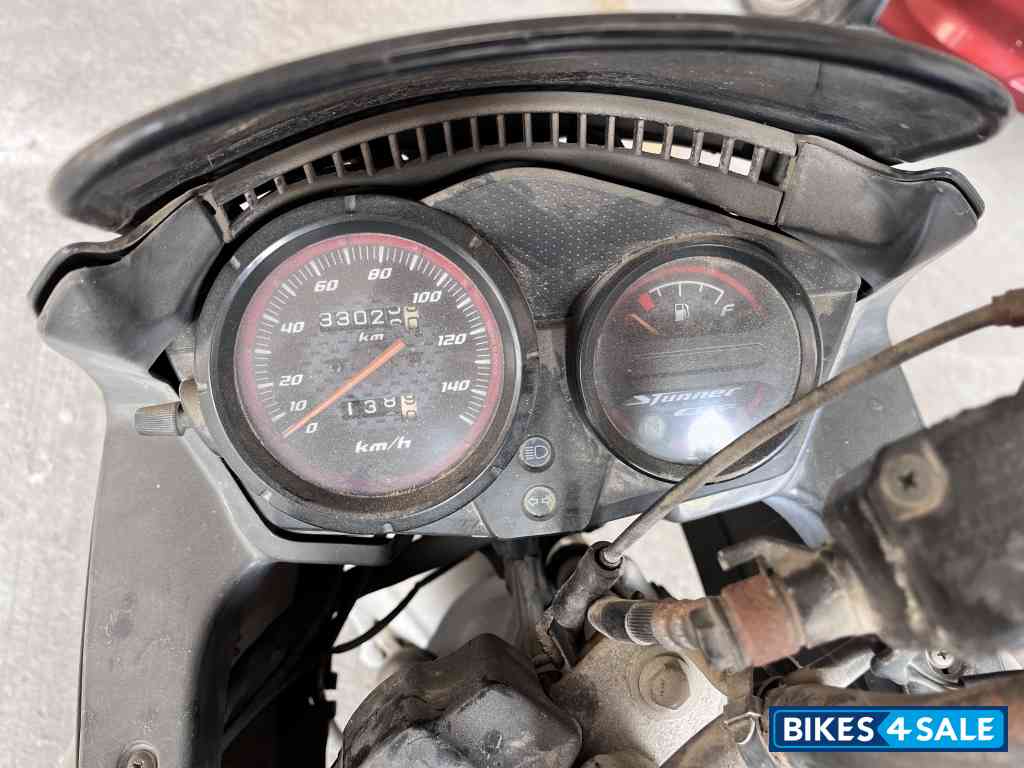 Silver Honda CBF Stunner