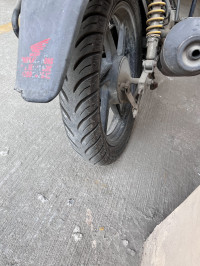 Silver Honda CBF Stunner