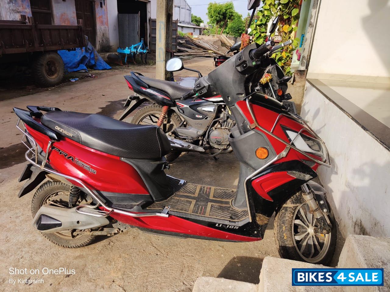 Glossy Red Black Okinawa Praise Pro